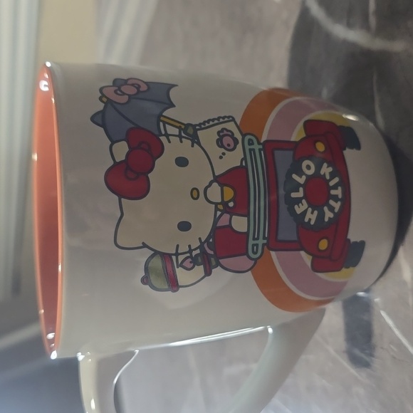 HELLO KITTY RED JEEP DESIGN MUG NEW ITEM. - Picture 2 of 4